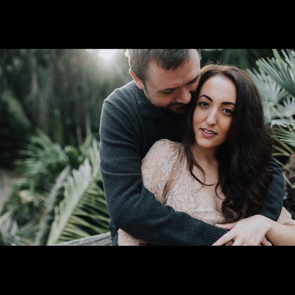 Meet Your Posher ✨ Erika - Picture 3 of 3